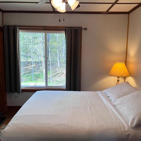 Mission Springs Resort Ашланд Екстериор снимка